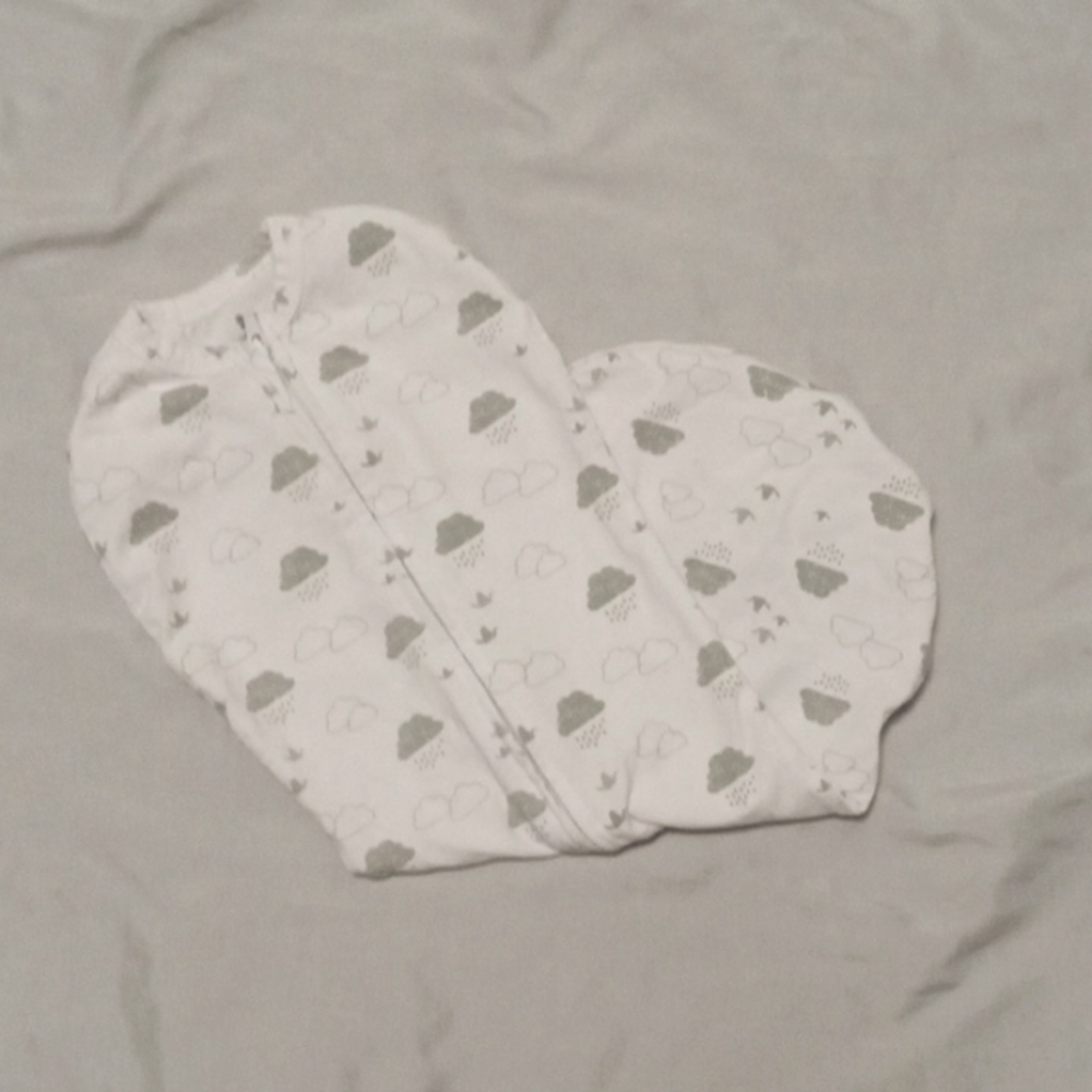 Newborn double zipper sleep sack